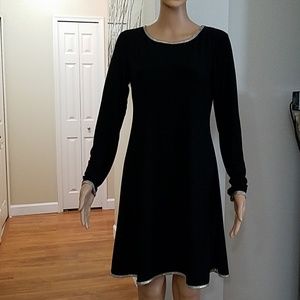 NIK AND NASH little Black Dress